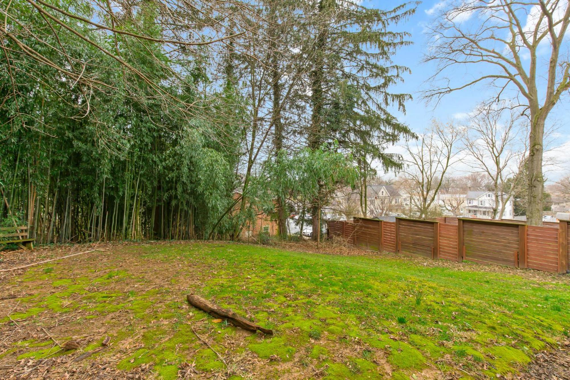 Holiday home 4-bedroom-private Cozy Backyard W Firepit